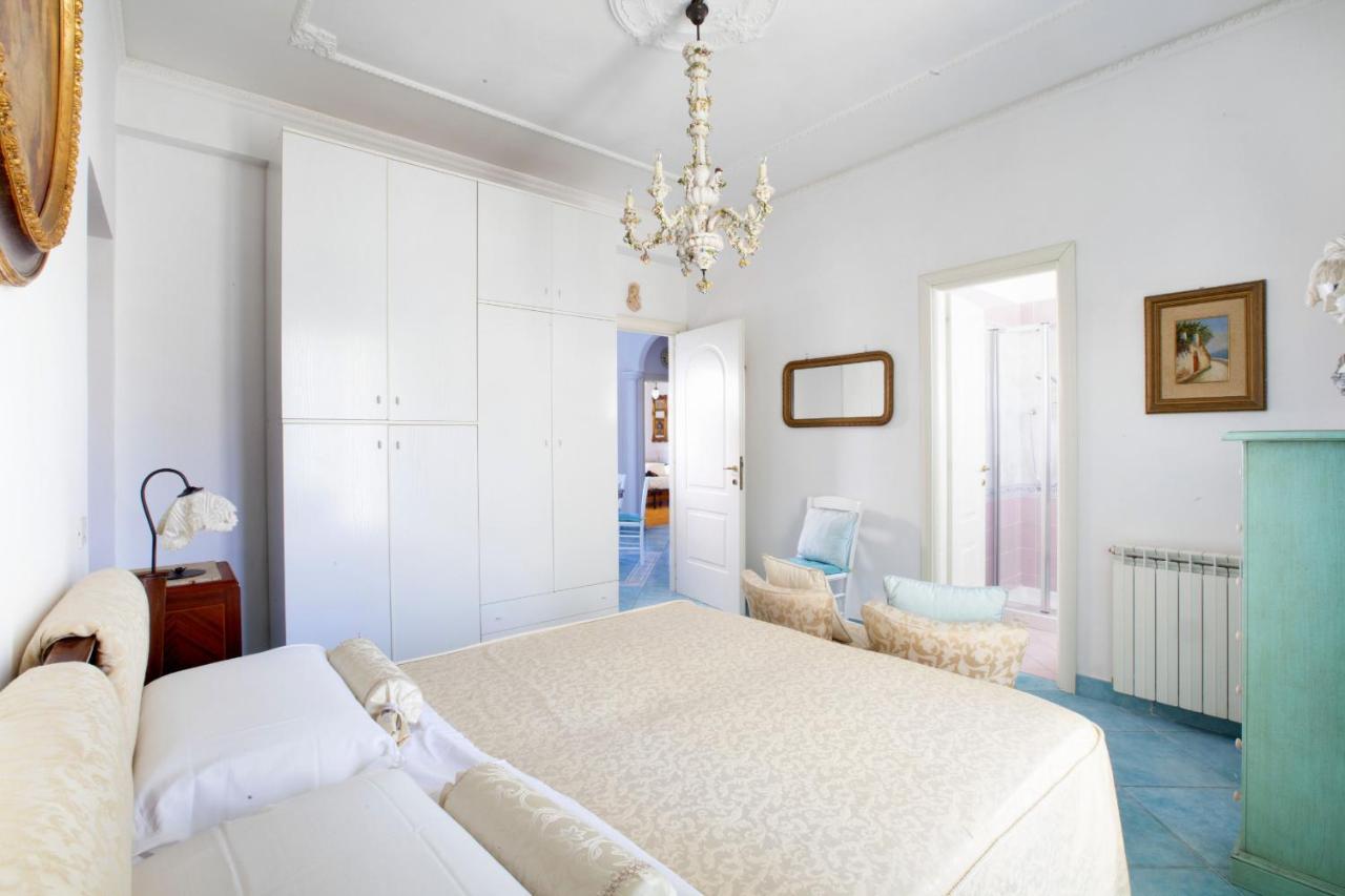 Amore Rentals - Appartamento Cielomare Sorrento Exterior foto